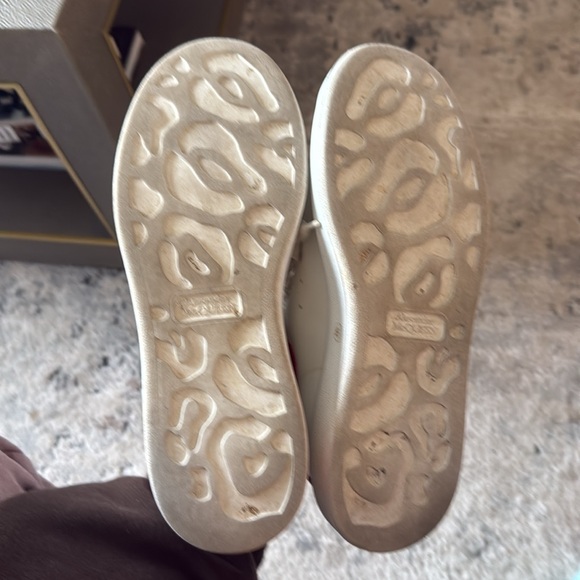 ALEXANDER MCQUEEN OVERSIZED SNEAKERS WHITE LEATHER & RED SUEDE SIZE 38.5 - Picture 8 of 10